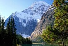 TA：利物浦所有者芬威集团考虑收购马拉加，此前已评估相关事项.